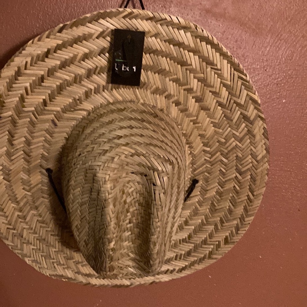 It’s a cute hat!!😻
